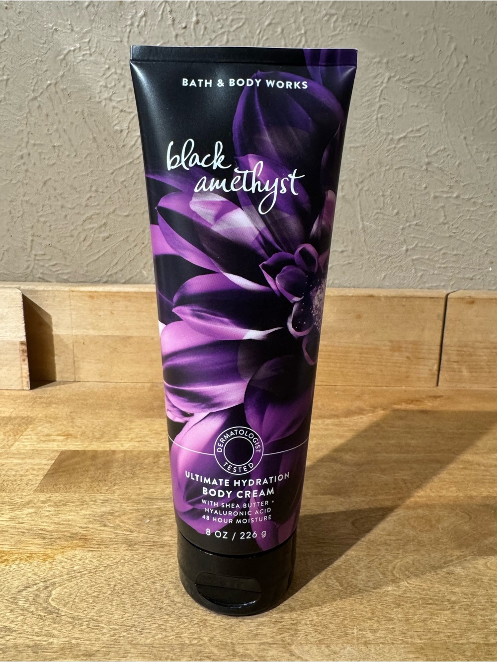 NWT Black Amethyst Ultimate Hydration Body Cream